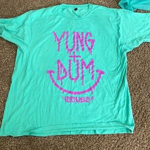 Issues brand T-shirt XL